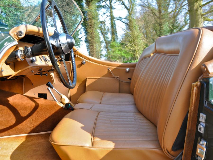  Jaguar XK120 SE Roadster 1953 года  (фото 4 из 27)